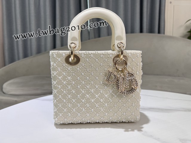 Dior专柜新款迪奥高仿原单Lady四格刺绣半颗珍珠绣金线手提肩背女包 djfk1261